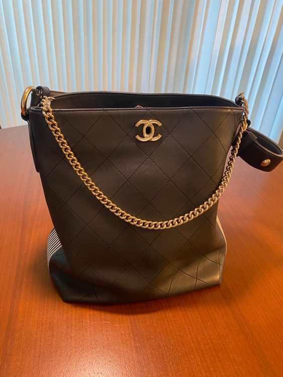 CHANEL バケットバッグ（ブランドバッグ）の商品画像 - 査定依頼日：2026年3月9日 - 最高査定価格：400,000円