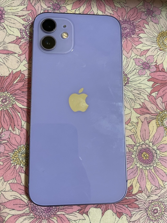 iPhone 12 64GB au（スマホ）の商品画像 - 査定依頼日：2025年12月28日 - 最高査定価格：20,000円