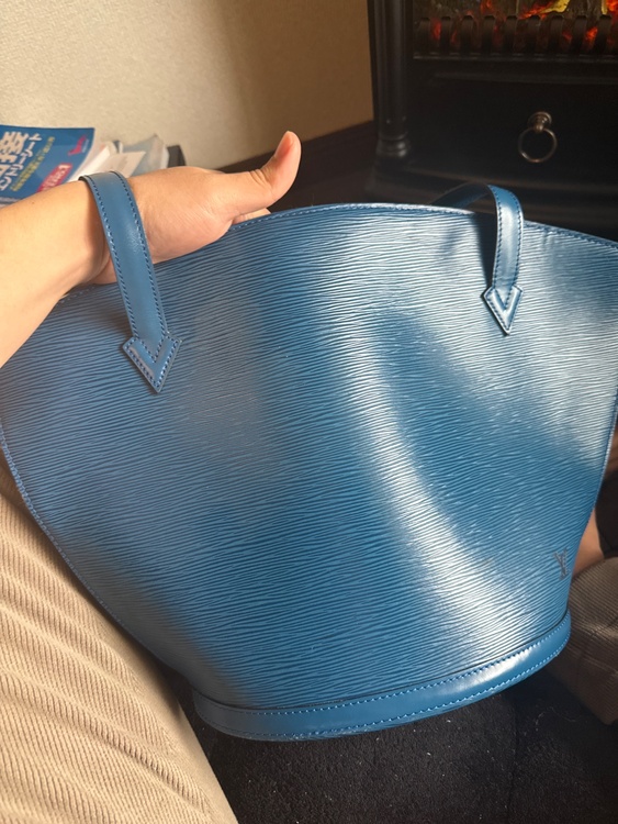 カバン（ブランドバッグ）の商品画像 - 査定依頼日：2026年2月28日 - 最高査定価格：40,000円