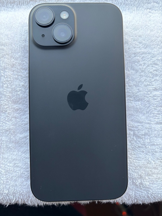 iPhone iPhone 15 128GB SIMフリー（スマホ）の商品画像 - 査定依頼日：2026年5月25日 - 最高査定価格：70,000円