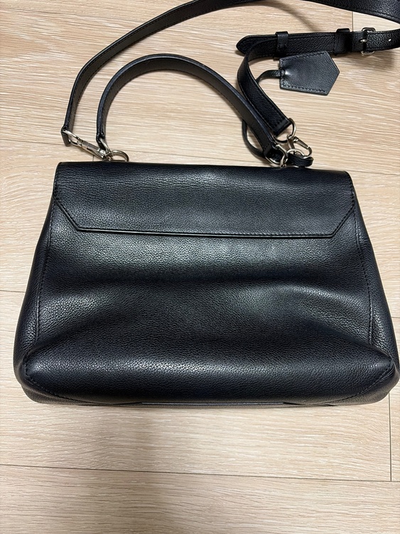 ロックミー（ブランドバッグ）の商品画像 - 査定依頼日：2026年3月23日 - 最高査定価格：150,000円