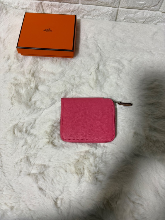 アザップ　シルクインコンパクト（ブランド財布・小物）の商品画像 - 査定依頼日：2025年9月23日 - 最高査定価格：25,000円