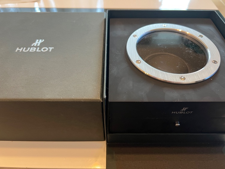 アエロ フュージョン キングゴールド ダイヤモンド（高級時計）の商品画像 - 査定依頼日：2025年6月16日 - 最高査定価格：2,350,000円