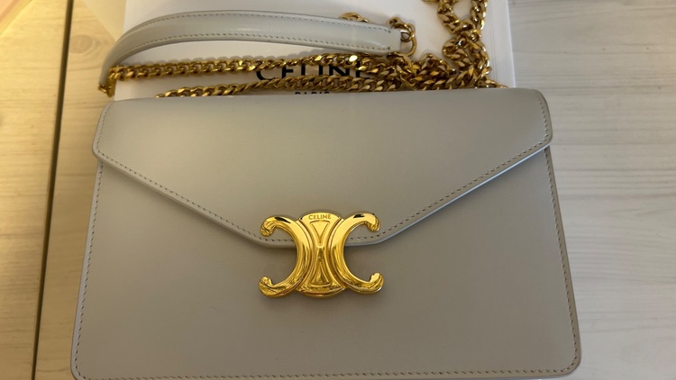 セリーヌ  （ブランドバッグ）の商品画像 - 査定依頼日：2026年1月9日 - 最高査定価格：170,000円