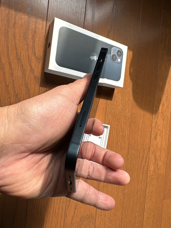 iPhone13 128G ブラック　simフリー（スマホ）の商品画像 - 査定依頼日：2026年4月11日 - 最高査定価格：36,000円