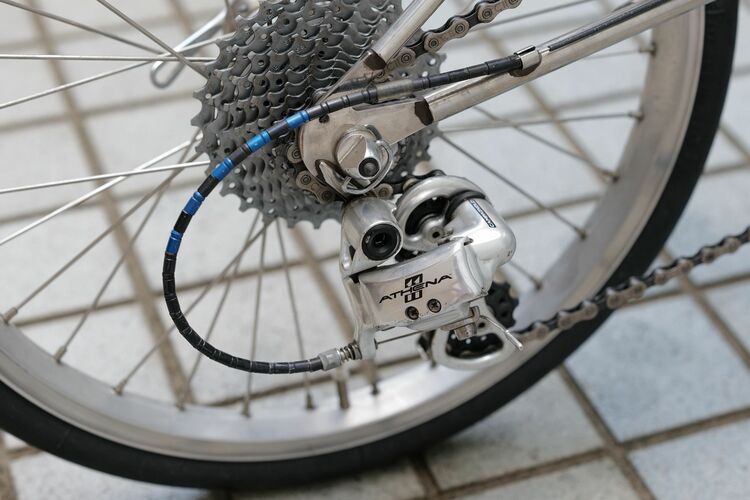 Alex Moulton AM-GT mk2 (Bugatti Blue)（自転車）の商品画像 - 査定依頼日：2025年9月7日 - 最高査定価格：1,470,000円