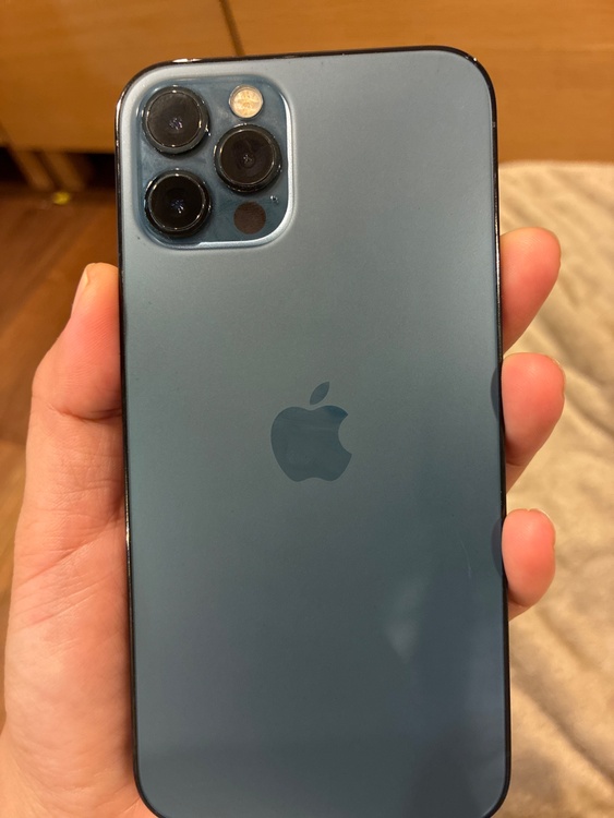 12pro（スマホ）の商品画像 - 査定依頼日：2026年6月27日 - 最高査定価格：30,000円
