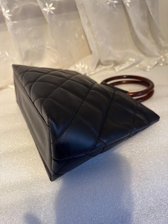 マトラッセ　ウッドハンドル（ブランドバッグ）の商品画像 - 査定依頼日：2026年4月14日 - 最高査定価格：140,000円