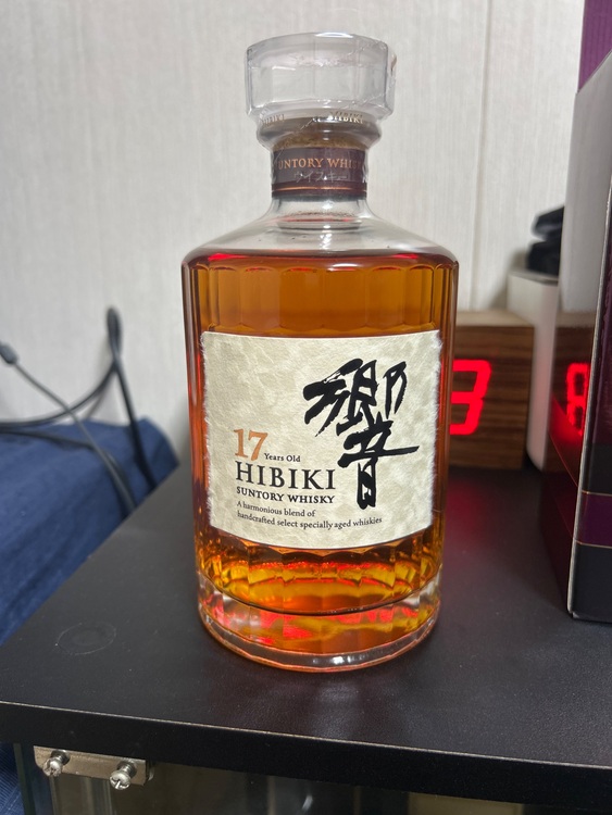 ウイスキー サントリー響 （お酒）の商品画像 - 査定依頼日：2025年8月20日 - 最高査定価格：51,000円