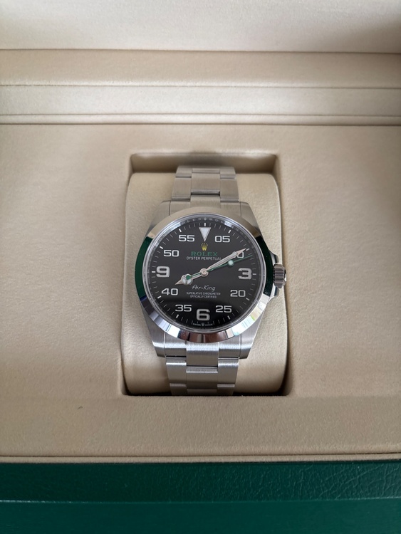 ロレックス エアキング 12690（高級時計）の商品画像 - 査定依頼日：2026年4月14日 - 最高査定価格：1,420,000円