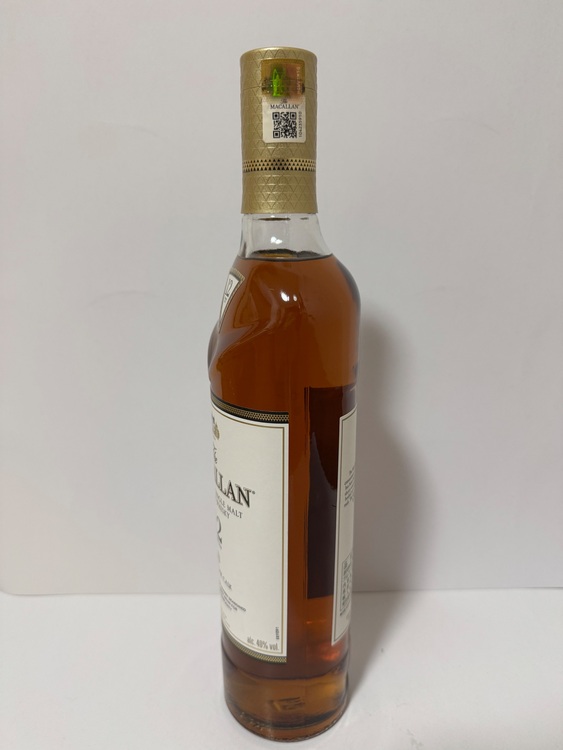 マッカラン　12年（お酒）の商品画像 - 査定依頼日：2025年6月14日 - 最高査定価格：8,000円