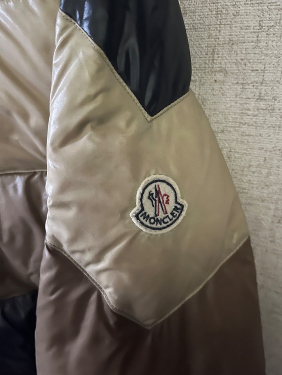 MONCLER ダウンジャケット 41316-50-68950（古着・ファッション）の商品画像 - 査定依頼日：2025年10月13日 - 最高査定価格：100,000円