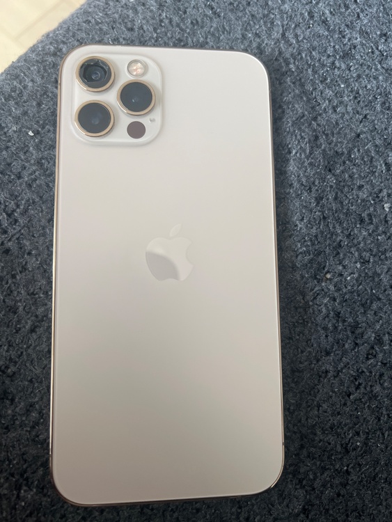 iPhone iPhone 12 Pro 128GB SIMフリー（スマホ）の商品画像 - 査定依頼日：2026年7月19日 - 最高査定価格：29,500円