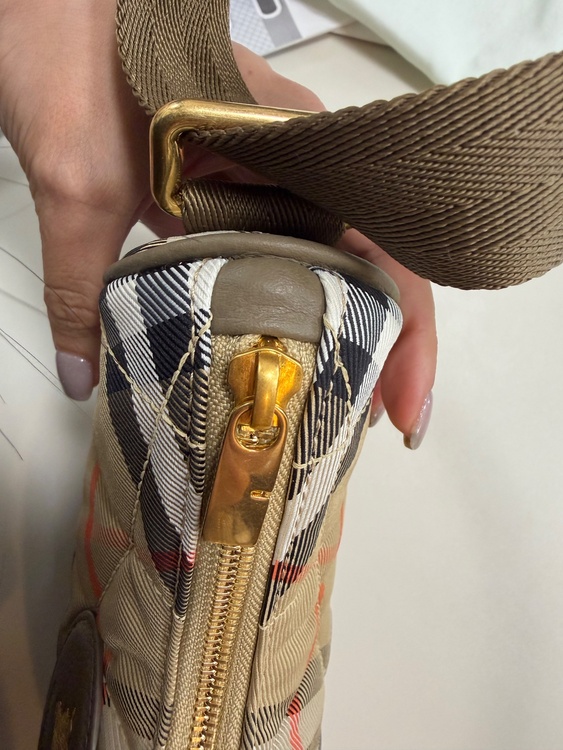 その他 バーバリー （ブランドバッグ）の商品画像 - 査定依頼日：2025年12月23日 - 最高査定価格：33,000円