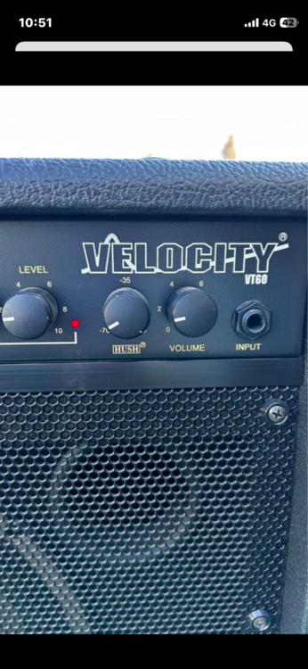 ロックトロン VT-60（ピアノ・楽器・PA機材）の商品画像 - 査定依頼日：2026年4月22日 - 最高査定価格：3,000円