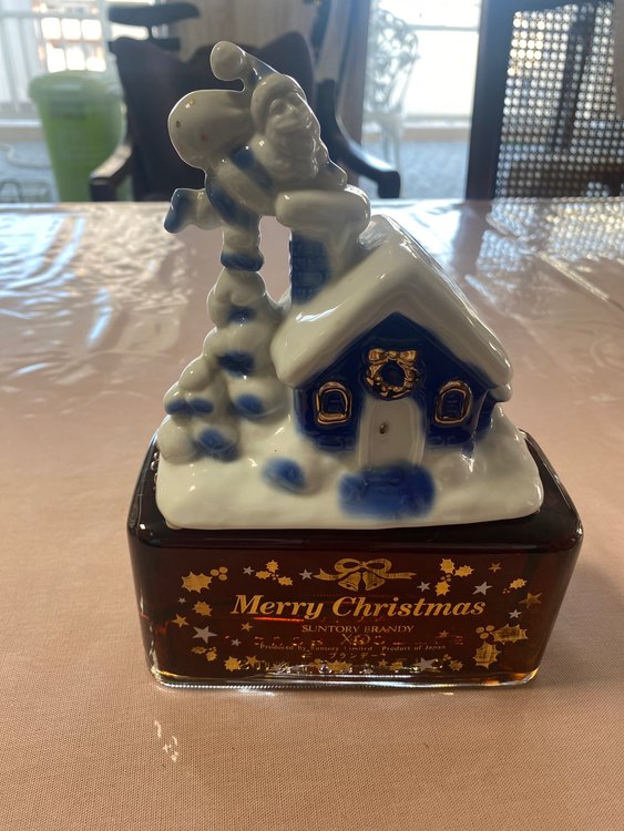 サントリーブランデーXOクリスマス（お酒）の商品画像 - 査定依頼日：2023年1月22日 - 最高査定価格：700円