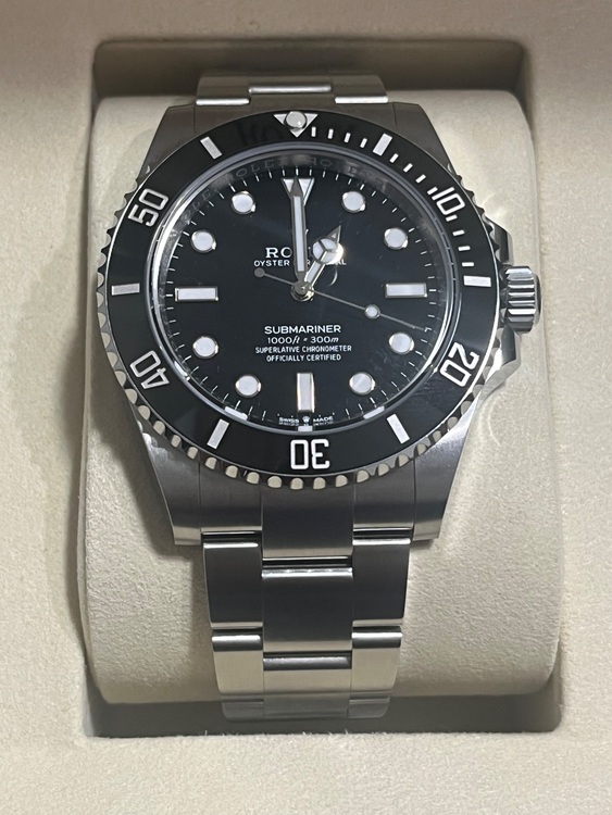 ロレックス サブマリーナー 124060（高級時計）の商品画像 - 査定依頼日：2025年6月21日 - 最高査定価格：1,810,000円