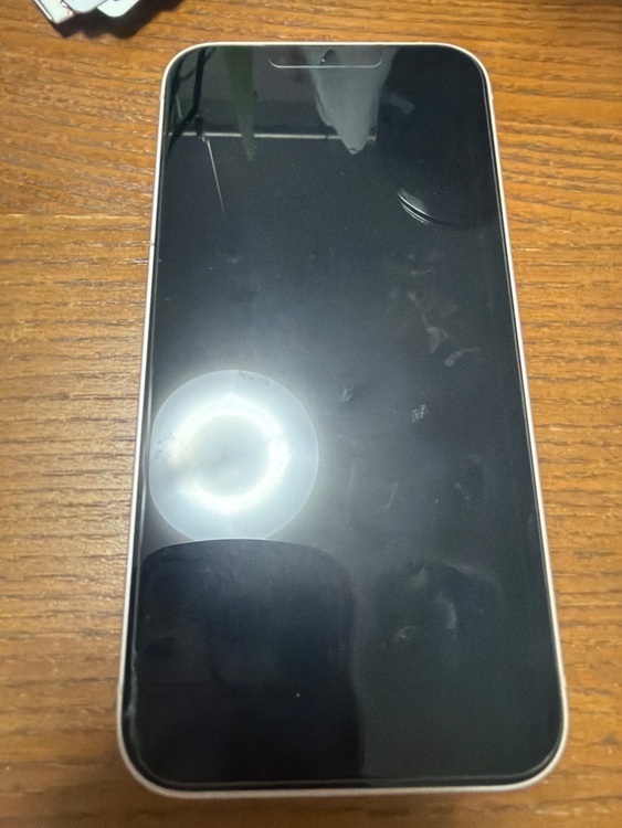 iPhone 13 256GB SIMフリー（スマホ）の商品画像 - 査定依頼日：2026年4月11日 - 最高査定価格：45,000円