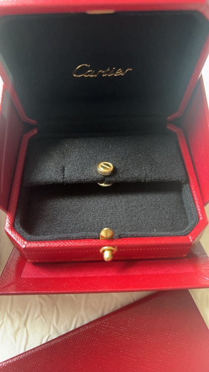 カルティエ LOVE STUD EARRINGS LOVE イヤリング（金・貴金属）の商品画像 - 査定依頼日：2026年4月27日 - 最高査定価格：60,000円