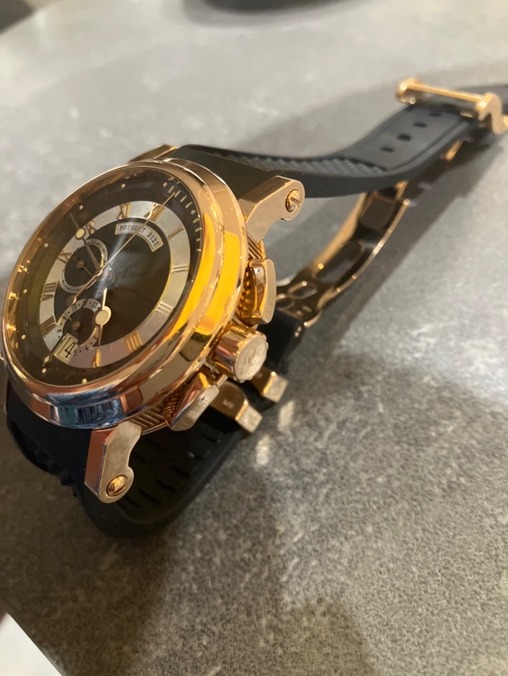 ブレゲ マリーン （高級時計）の商品画像 - 査定依頼日：2025年6月6日 - 最高査定価格：2,350,000円