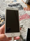 iPhone7 ゴールド　32GB（スマホ）の商品画像 - 査定依頼日：2023年10月7日 - 最高査定価格：3,000円