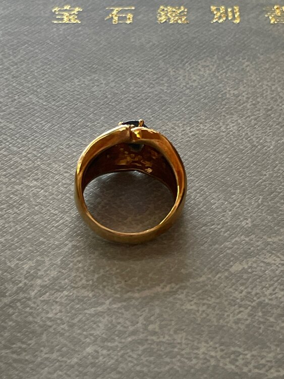 サファイア指輪（金・貴金属）の商品画像 - 査定依頼日：2025年5月16日 - 最高査定価格：180,000円