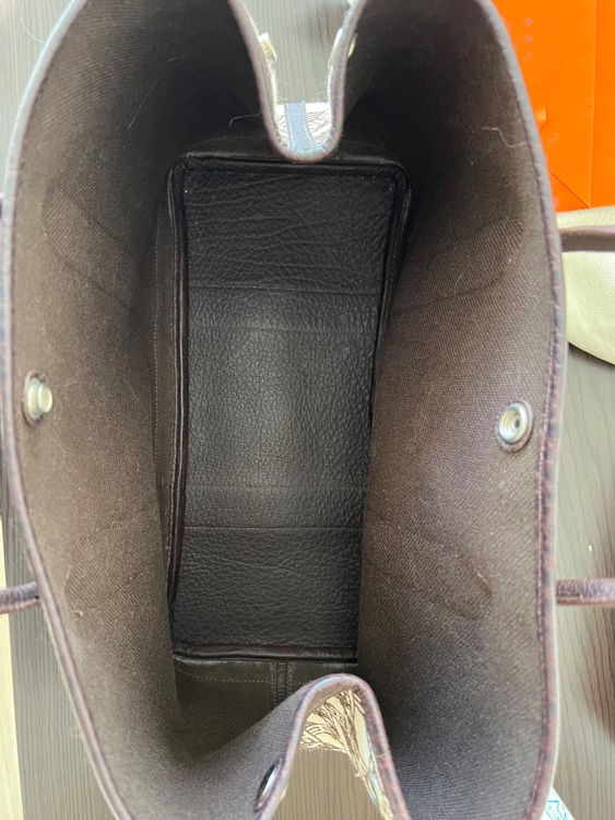 ガーデンパーティPMトワルソーアッシュ/ネゴンダ（ブランドバッグ）の商品画像 - 査定依頼日：2025年7月30日 - 最高査定価格：250,000円