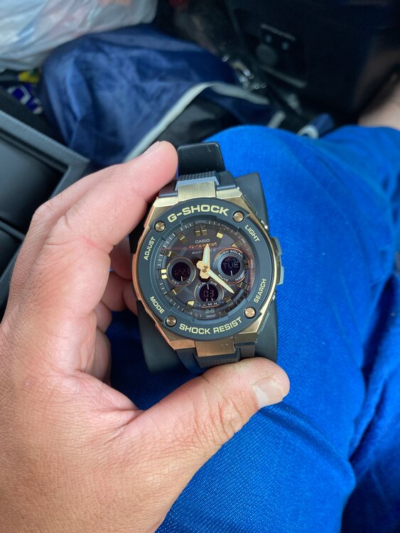 G-SHOCK その他 GST-W300G-1A9JF（高級時計）の商品画像 - 査定依頼日：2025年5月13日 - 最高査定価格：5,500円