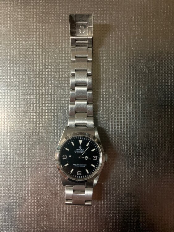 ロレックス エクスプローラー ref1727（高級時計）の商品画像 - 査定依頼日：2025年5月31日 - 最高査定価格：850,000円