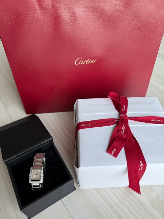 カルティエ タンク W（高級時計）の商品画像 - 査定依頼日：2025年3月26日 - 最高査定価格：830,000円