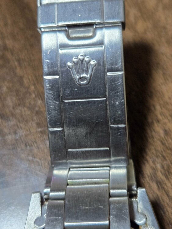 ロレックス エクスプローラー （高級時計）の商品画像 - 査定依頼日：2026年1月10日 - 最高査定価格：1,000,000円