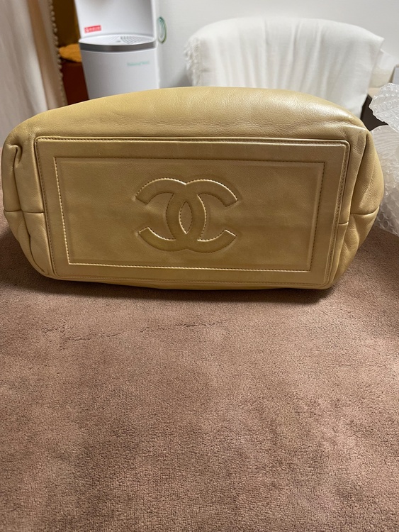 コココクーン　ゴールド（ブランドバッグ）の商品画像 - 査定依頼日：2025年12月26日 - 最高査定価格：100,000円