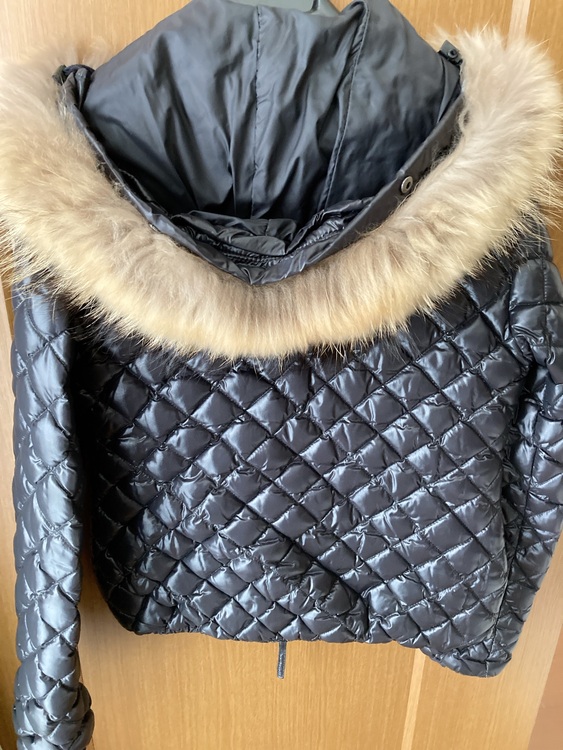 デュベティカ　キルティングダウンジャケット（古着・ファッション）の商品画像 - 査定依頼日：2025年11月13日 - 最高査定価格：3,000円