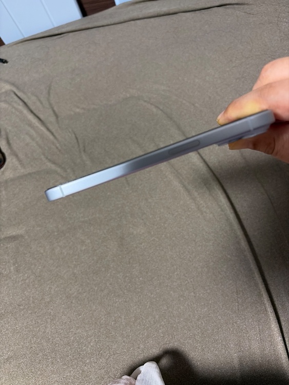 iPhone 15 512GB SIMフリー（スマホ）の商品画像 - 査定依頼日：2026年3月18日 - 最高査定価格：80,000円