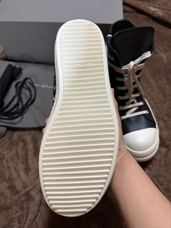 リックオウエンス（古着・ファッション）の商品画像 - 査定依頼日：2025年12月27日 - 最高査定価格：22,000円