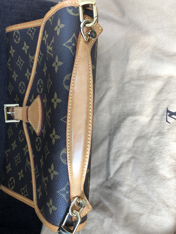 スクエア（ブランドバッグ）の商品画像 - 査定依頼日：2020年12月22日 - 最高査定価格：110,000円