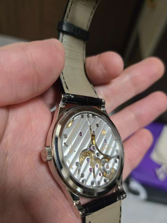 パテックフィリップ カラトラバ 6119（高級時計）の商品画像 - 査定依頼日：2025年3月30日 - 最高査定価格：3,650,000円