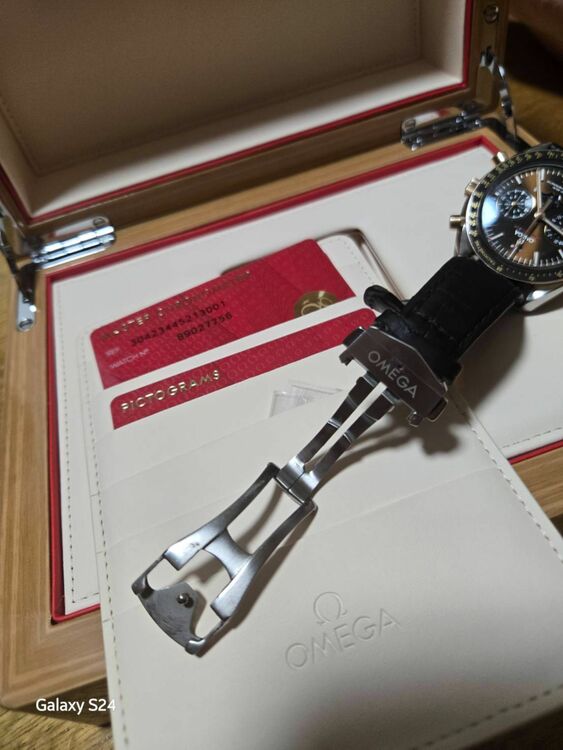 オメガ スピードマスター （高級時計）の商品画像 - 査定依頼日：2025年9月19日 - 最高査定価格：1,220,000円