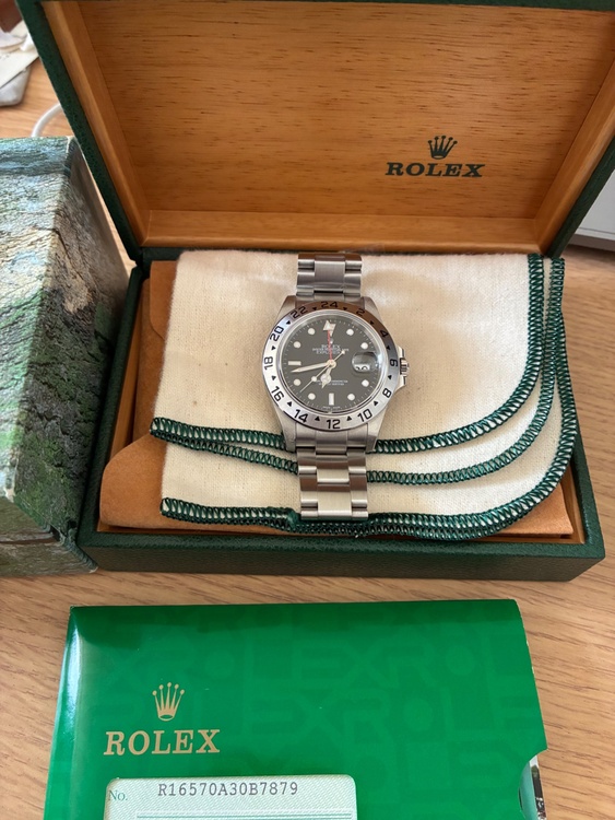 ロレックス エクスプローラー R16570A30B787（高級時計）の商品画像 - 査定依頼日：2026年2月15日 - 最高査定価格：1,200,000円