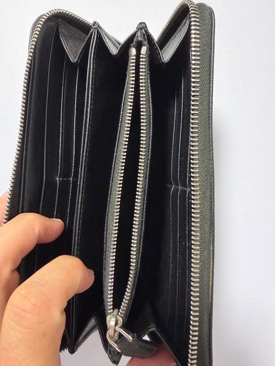 サフィアーノウォレット（ブランド財布・小物）の商品画像 - 査定依頼日：2026年4月20日 - 最高査定価格：100,000円