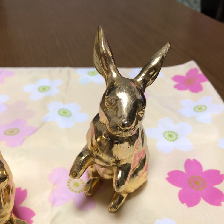 金メッキのうさぎの置物（金・貴金属）の商品画像 - 査定依頼日：2022年8月28日 - 最高査定価格：1,000円