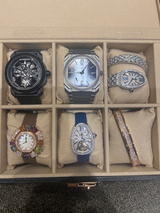 ブルガリ オクト BGO40BTTXTAUTO/SJ（高級時計）の商品画像 - 査定依頼日：2025年11月1日 - 最高査定価格：1,300,000円