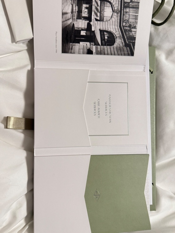  スウィート アルハンブラ ペンダント K18PG マザーオブパール ローズゴー（金・貴金属）の商品画像 - 査定依頼日：2025年11月21日 - 最高査定価格：240,000円