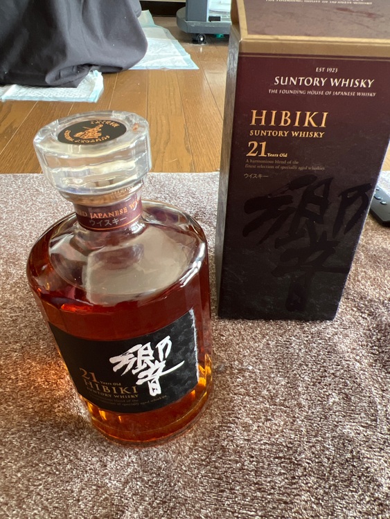 ウイスキー サントリー響 （お酒）の商品画像 - 査定依頼日：2025年9月26日 - 最高査定価格：63,000円