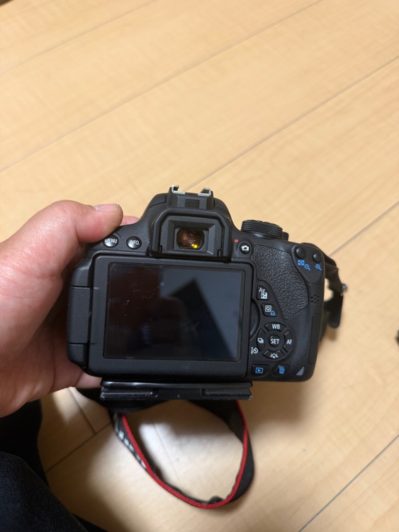 一眼レフカメラ（カメラ）の商品画像 - 査定依頼日：2026年5月10日 - 最高査定価格：23,100円