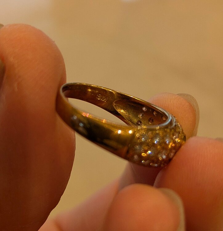 ゴールド　ルビー　ダイヤ　指輪（金・貴金属）の商品画像 - 査定依頼日：2026年2月26日 - 最高査定価格：300,000円