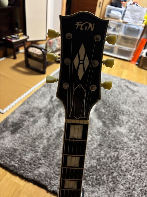 ふじげん　レスポール（ピアノ・楽器・PA機材）の商品画像 - 査定依頼日：2025年9月28日 - 最高査定価格：30,000円