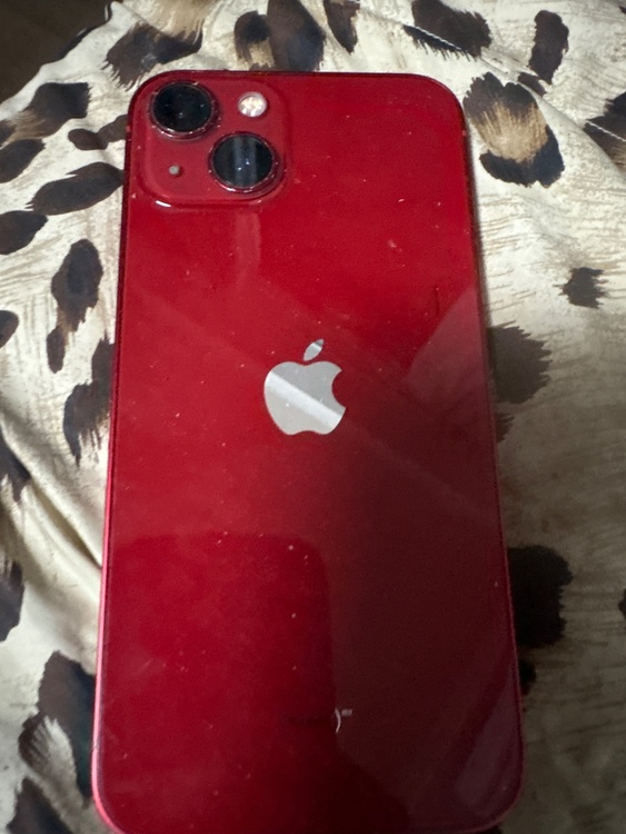 iPhone iPhone 13 128GB au（スマホ）の商品画像 - 査定依頼日：2026年7月13日 - 最高査定価格：40,000円