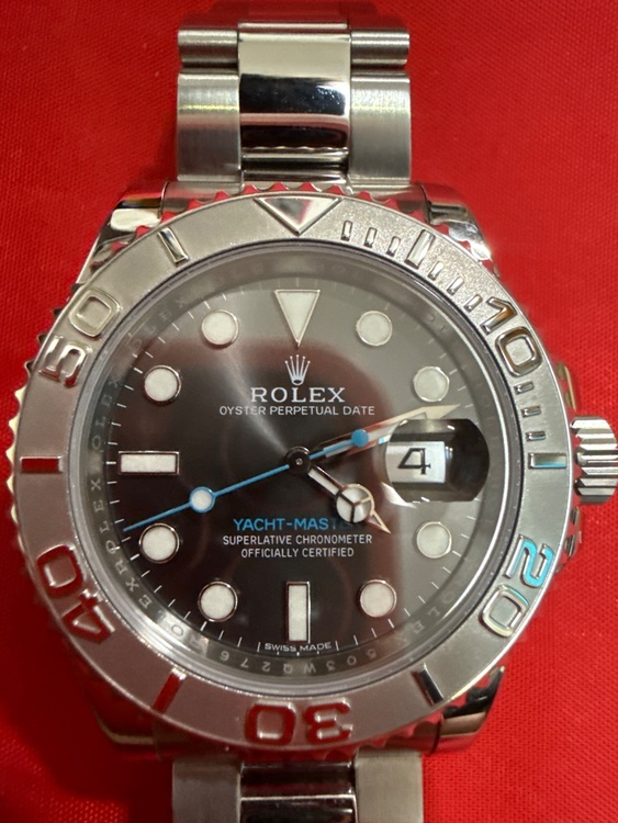ロレックス ヨットマスター 116622（高級時計）の商品画像 - 査定依頼日：2025年8月4日 - 最高査定価格：1,900,000円
