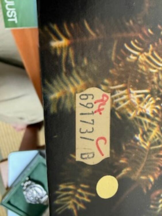 ロレックス デイトナ 6917（高級時計）の商品画像 - 査定依頼日：2025年6月10日 - 最高査定価格：730,000円